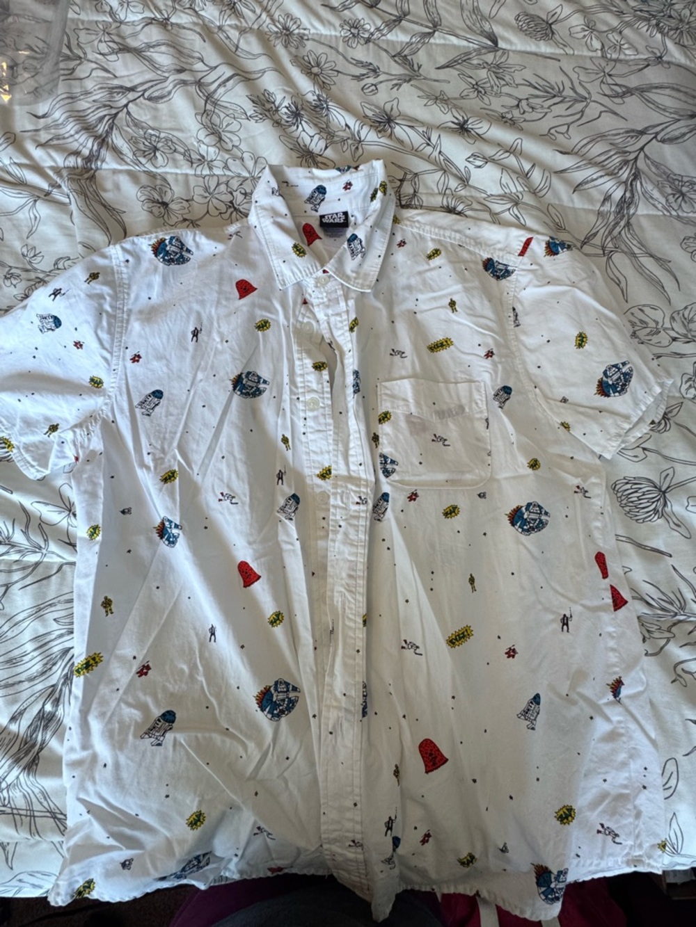 Star Wars White Short-Sleeve Button-Down Shirt with Multicolor Print
